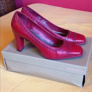 Naturalizer red squared toe pumps